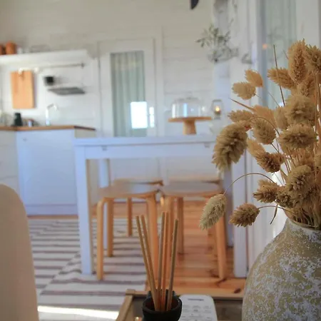 Szálloda By Nhome *