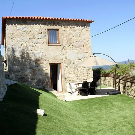 Hotel By Nhome Cerquido