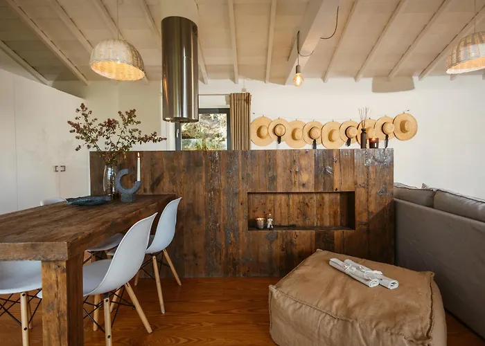 Hotel Cerquido By Nhome *